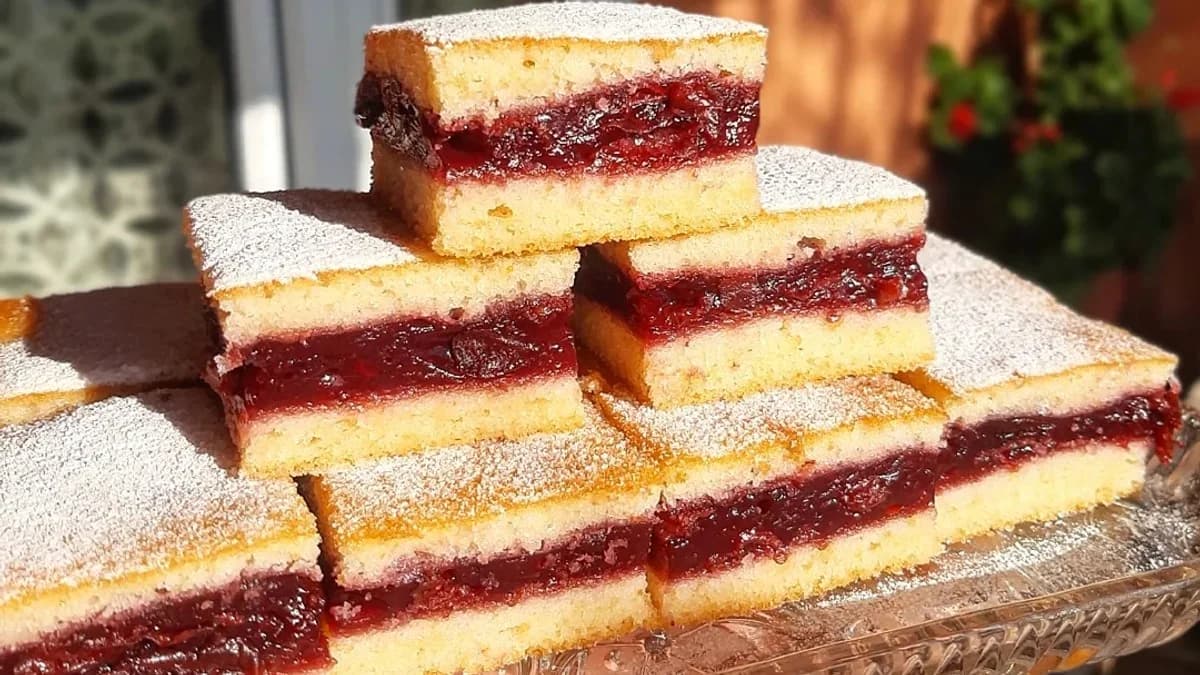 Posna lenja pita sa višnjama