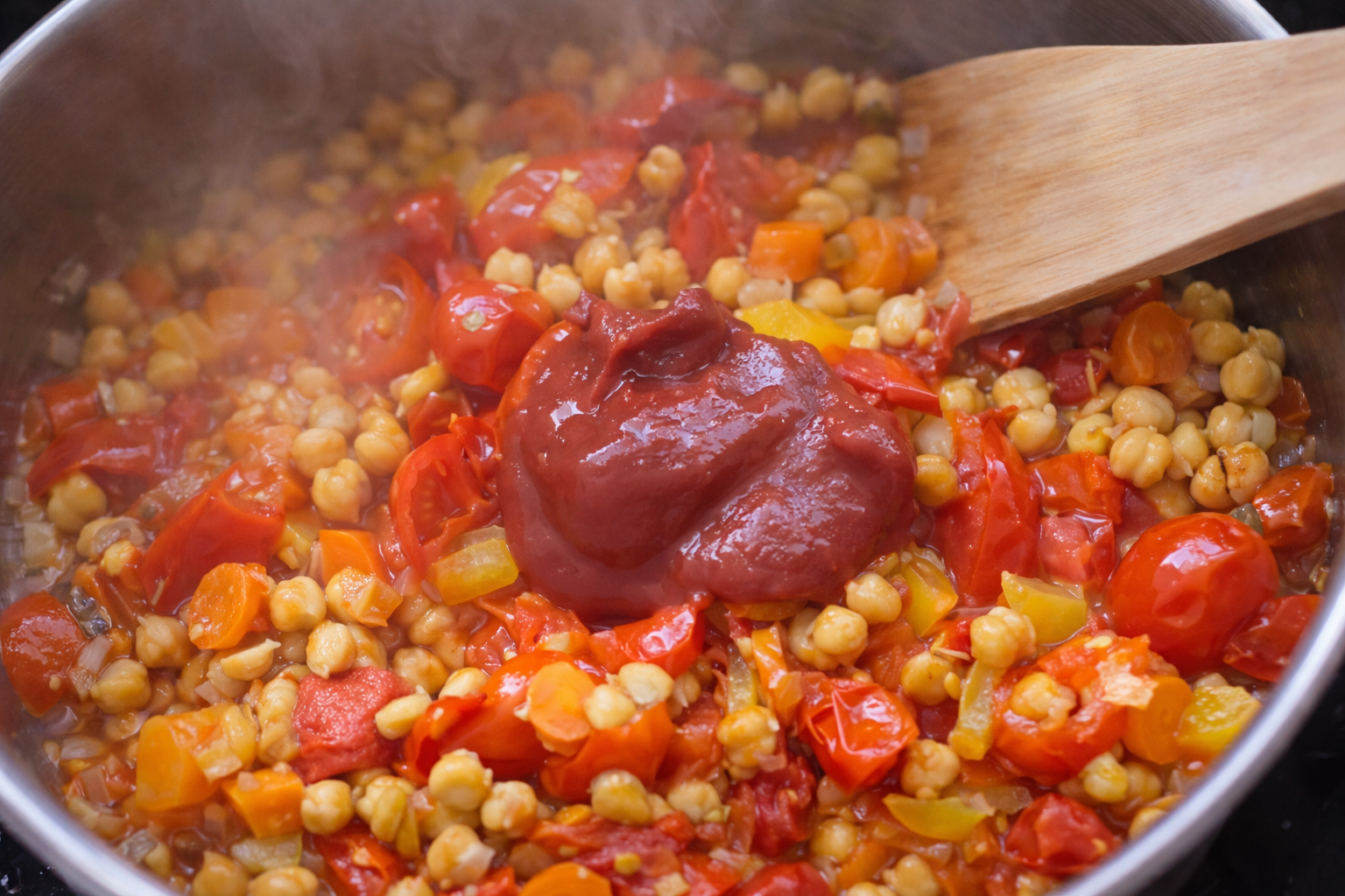 paradajz pasta